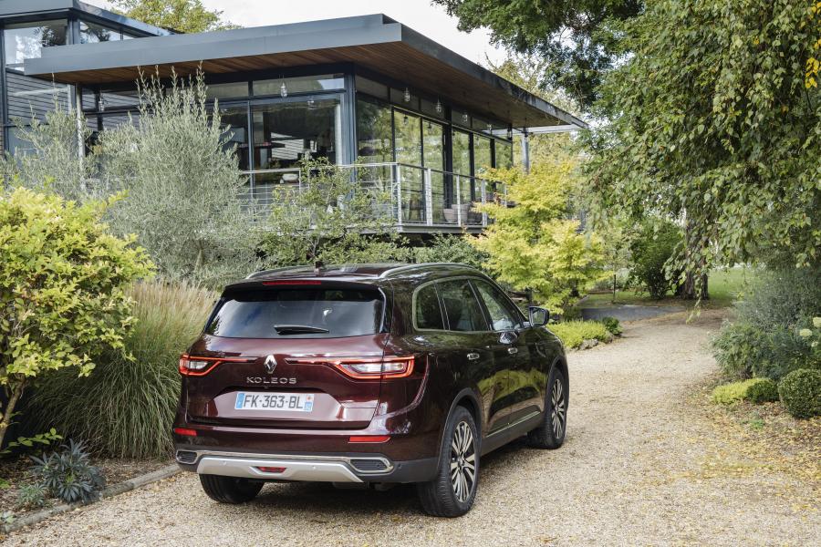  Renault Koleos Initiale Paris 2019 года  (WW) (фото 12 из 27)